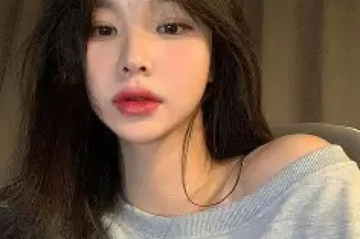 知名网红坑骗粉丝穿真货卖假货被曝光后解释自己是不小心的